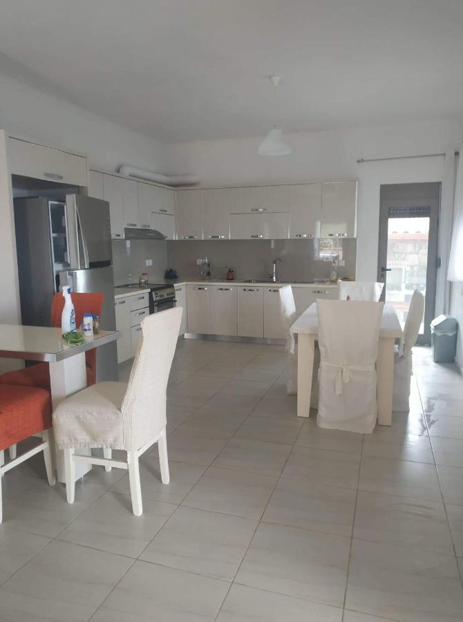 View Apartment Лукове Экстерьер фото