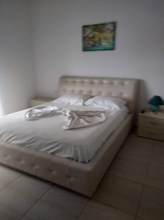 View Apartment Лукове Экстерьер фото